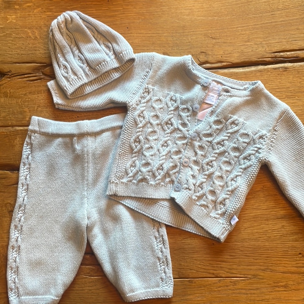 Vintage 0-3 month knit outfit